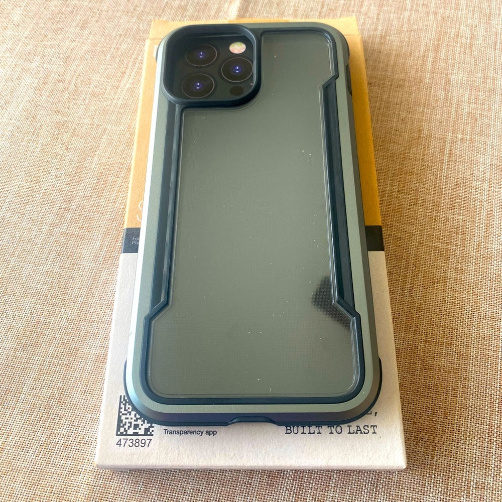 iPhone 13 Pro Max Raptic Shield Case